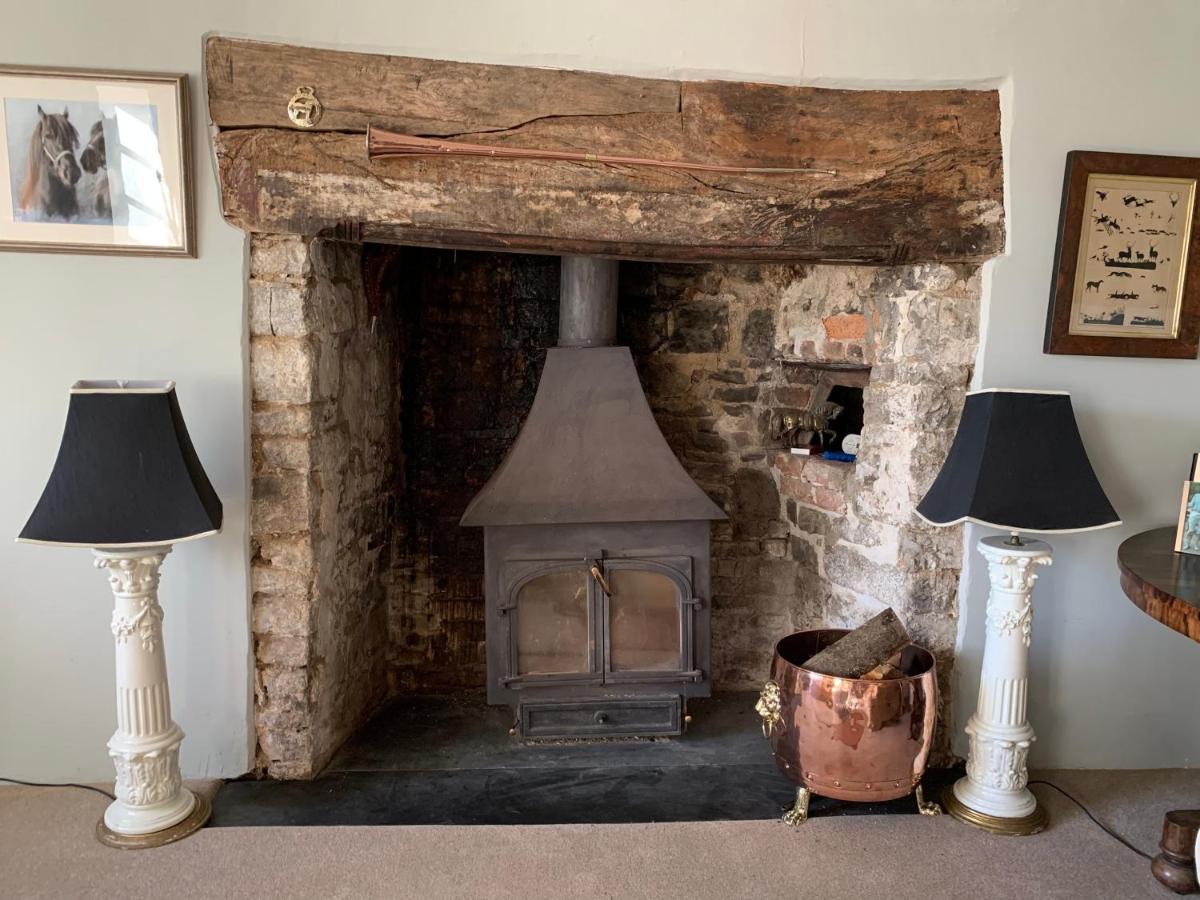 Higher Biddacott Farm Chittlehampton Extérieur photo